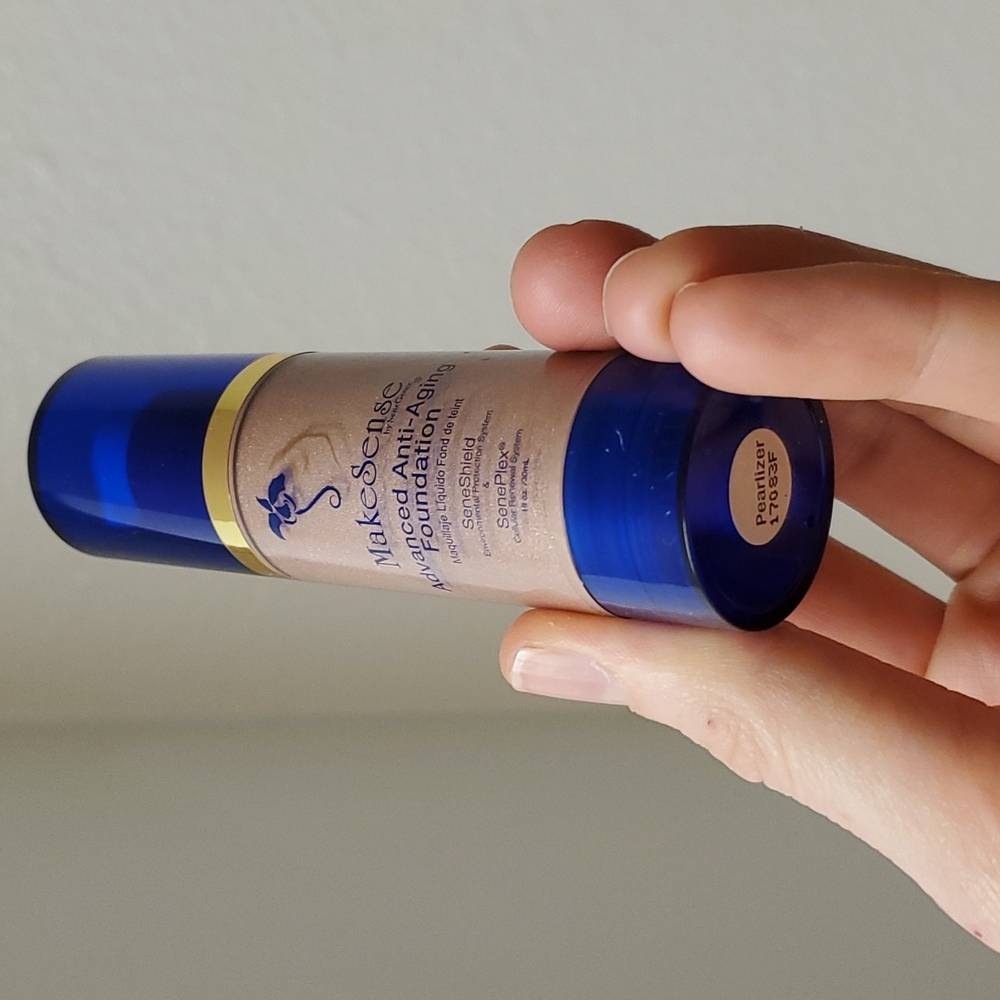 Pearlized lipsense